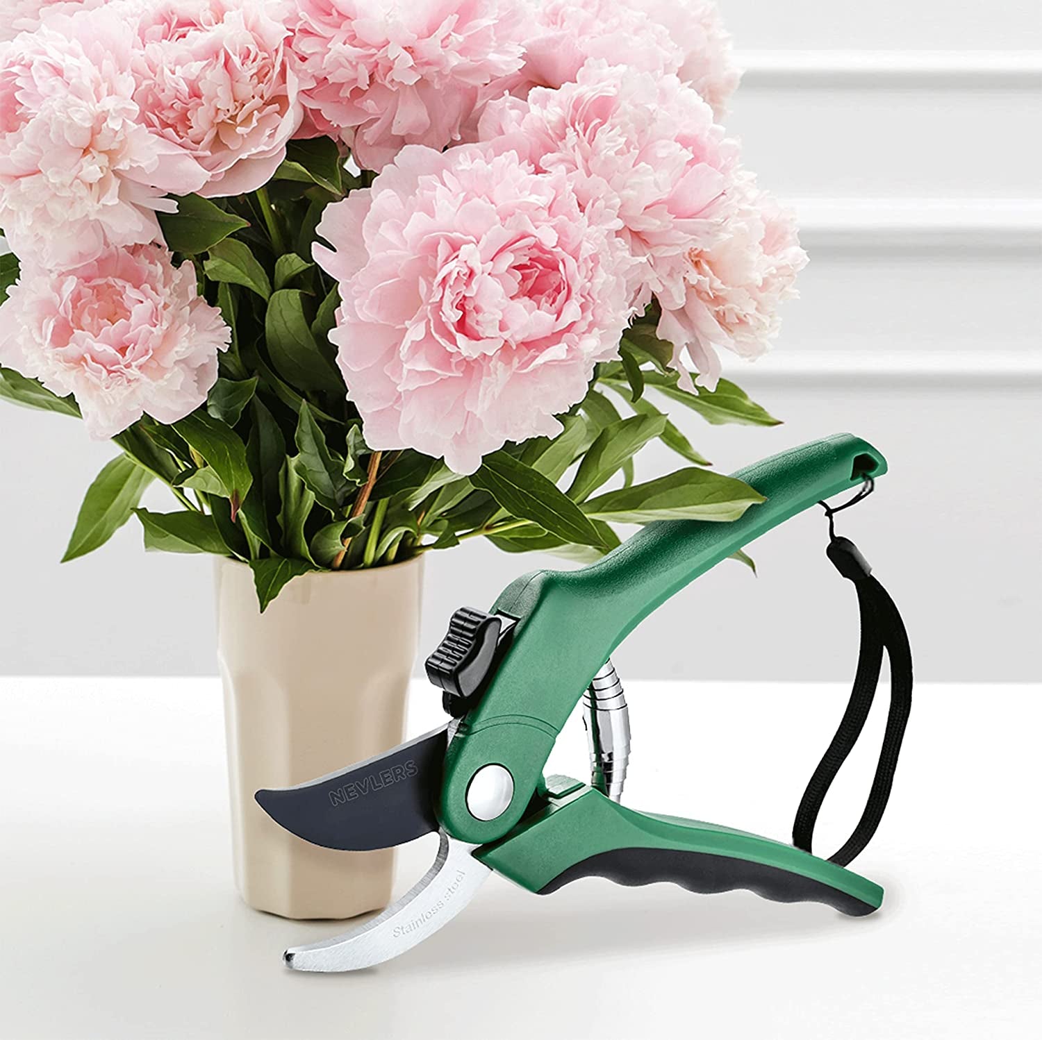 8" Green Bypass Pruning Shears Heavy Duty | Flower Shears & Pruning Scissors W/Steel Blades, Blade Lock & No-Slip Grip | 8Mm Cut Capacity Garden Clippers Handheld for Flower Stems & Branches